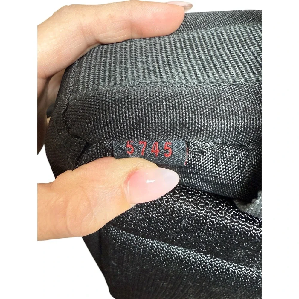 Tamrac Velocity 5 Camera Bag DSLR Sling Case Padded Black Travel Gear‎ 5745